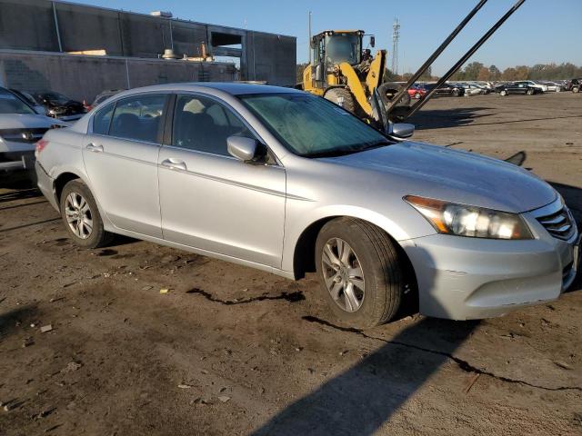 Photo 3 VIN: 1HGCP2F67CA018933 - HONDA ACCORD SE 