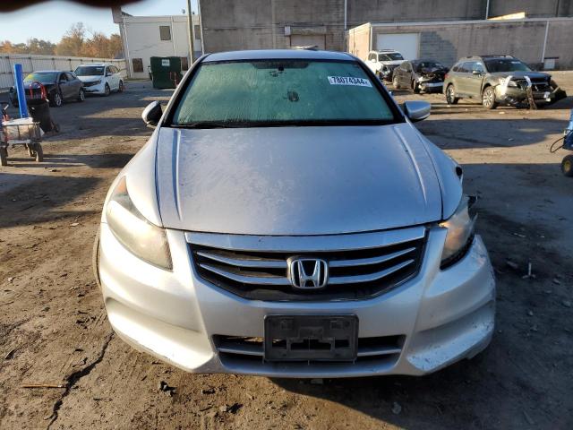 Photo 4 VIN: 1HGCP2F67CA018933 - HONDA ACCORD SE 