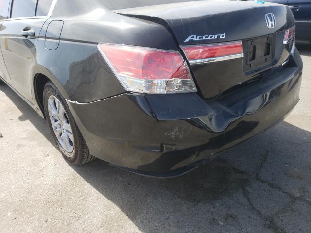 Photo 8 VIN: 1HGCP2F67CA047560 - HONDA ACCORD SE 