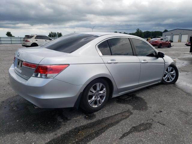 Photo 2 VIN: 1HGCP2F67CA056498 - HONDA ACCORD 