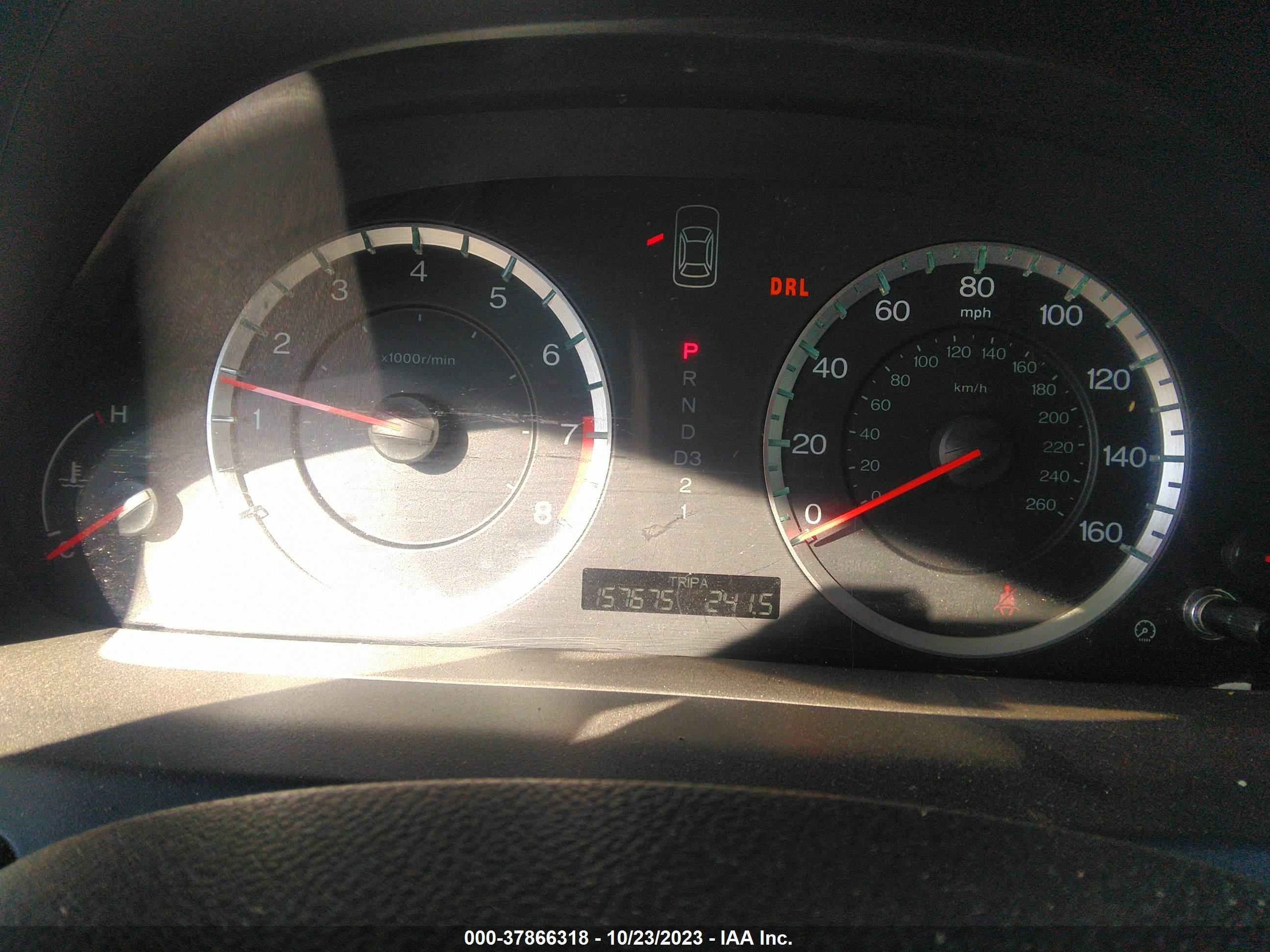 Photo 6 VIN: 1HGCP2F67CA103755 - HONDA ACCORD 