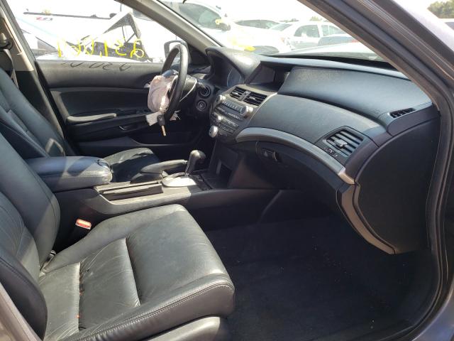 Photo 4 VIN: 1HGCP2F67CA145391 - HONDA ACCORD SE 