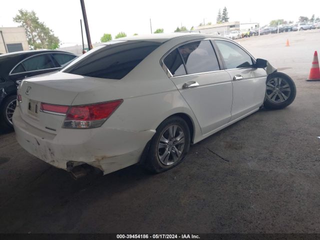 Photo 3 VIN: 1HGCP2F67CA183350 - HONDA ACCORD 