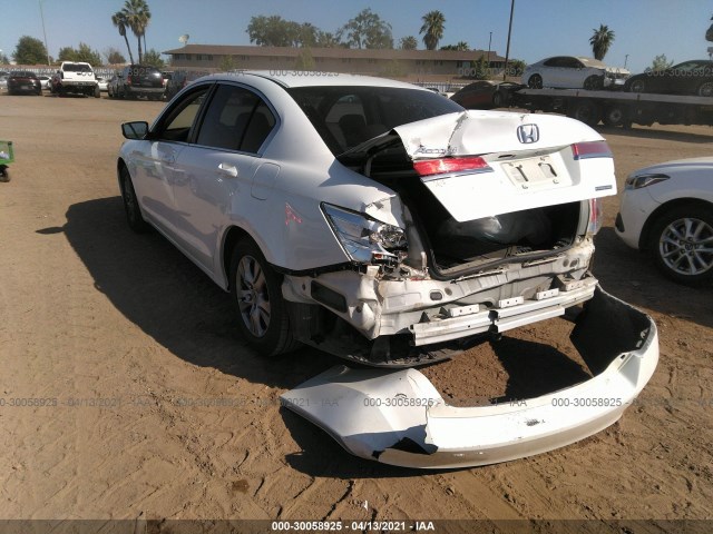 Photo 2 VIN: 1HGCP2F67CA235849 - HONDA ACCORD SDN 