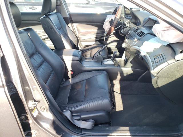 Photo 4 VIN: 1HGCP2F67CA241179 - HONDA ACCORD SE 