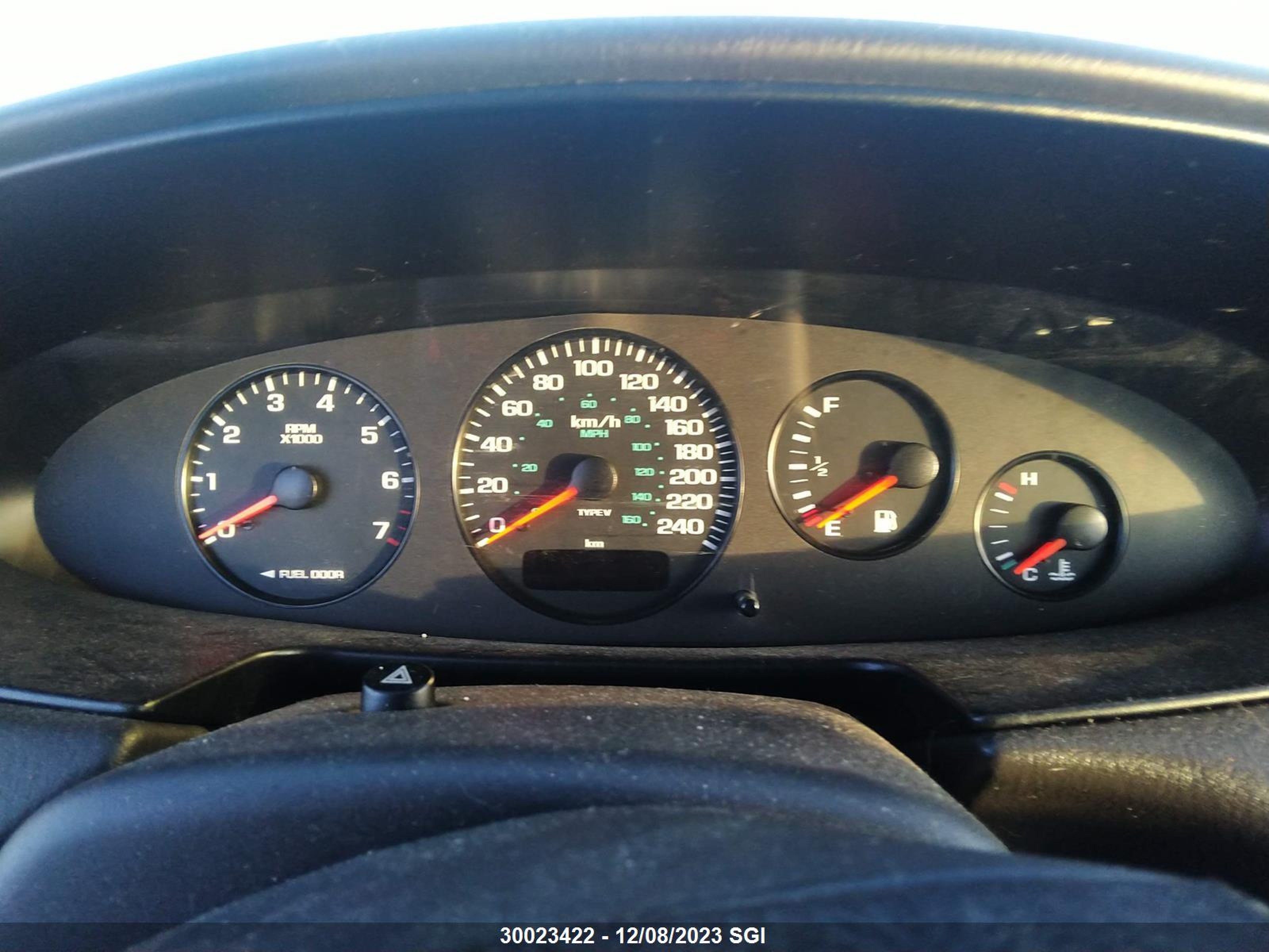 Photo 7 VIN: 1HGCP2F68BA002674 - DODGE STRATUS 