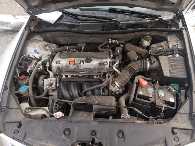 Photo 6 VIN: 1HGCP2F68BA007437 - HONDA ACCORD SE 