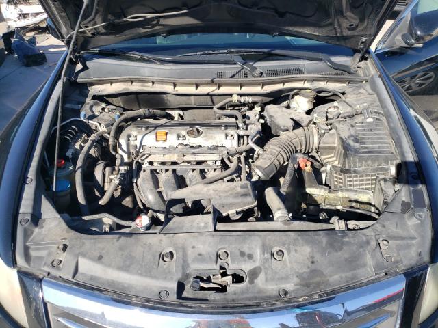 Photo 6 VIN: 1HGCP2F68BA011553 - HONDA ACCORD SE 