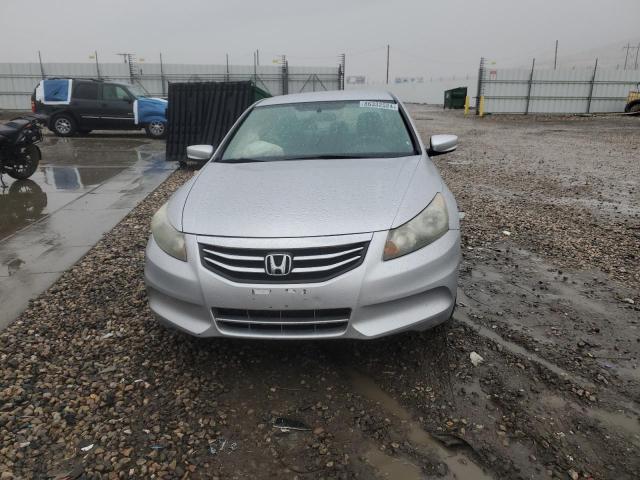 Photo 4 VIN: 1HGCP2F68BA018387 - HONDA ACCORD SE 