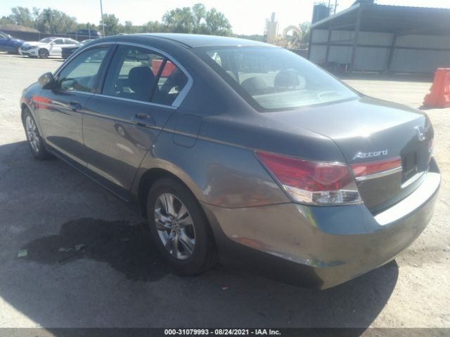 Photo 2 VIN: 1HGCP2F68BA051129 - HONDA ACCORD SDN 