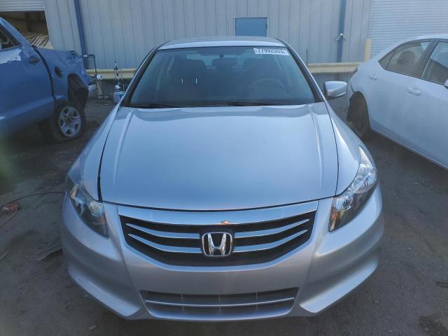 Photo 4 VIN: 1HGCP2F68BA118957 - HONDA ACCORD 