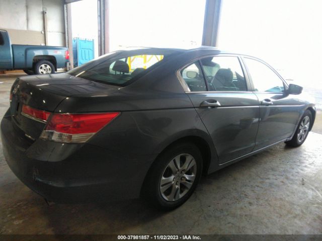 Photo 3 VIN: 1HGCP2F68BA135435 - HONDA ACCORD 