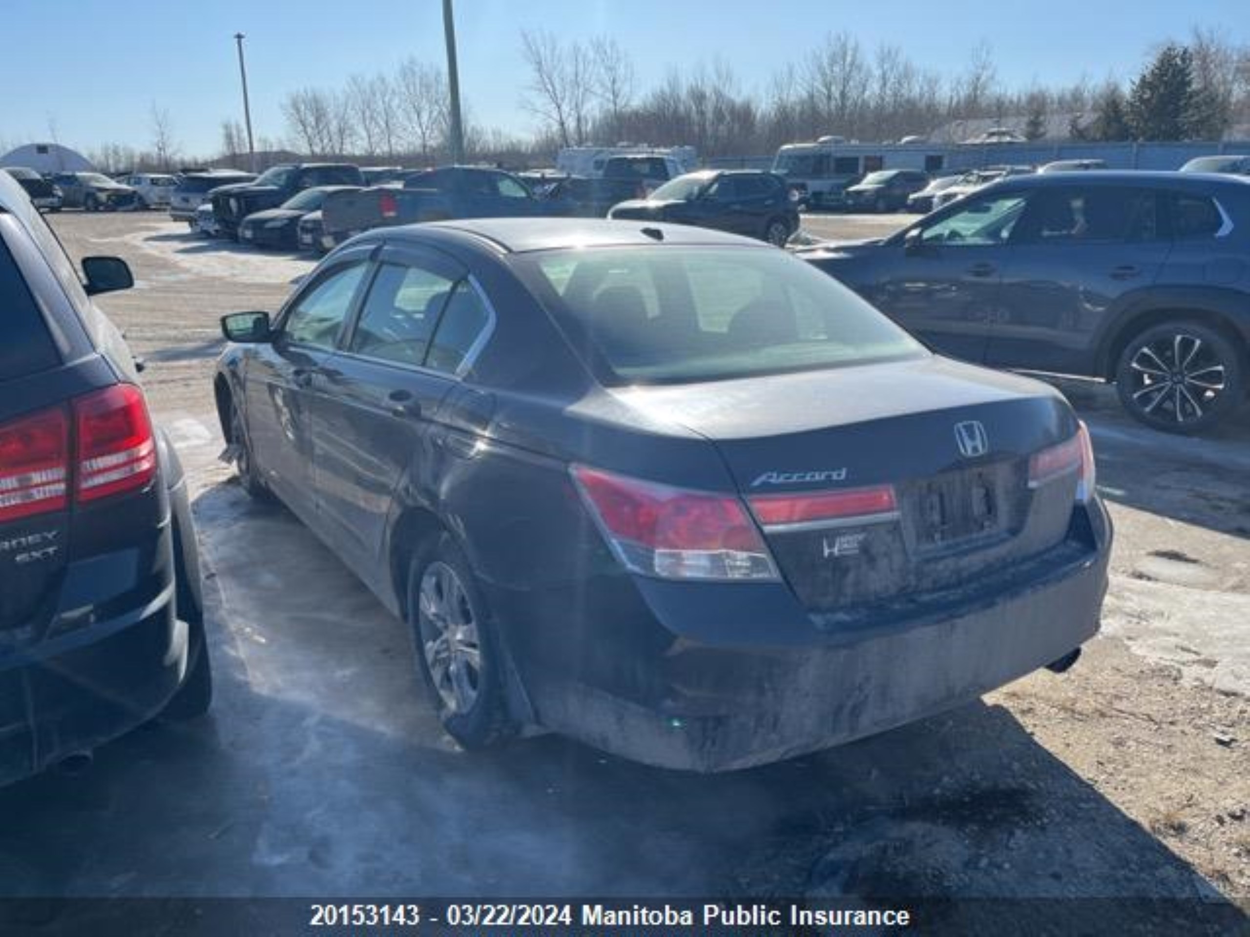 Photo 2 VIN: 1HGCP2F68BA801421 - HONDA ACCORD 