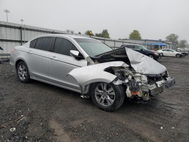 Photo 3 VIN: 1HGCP2F68CA027558 - HONDA ACCORD SE 