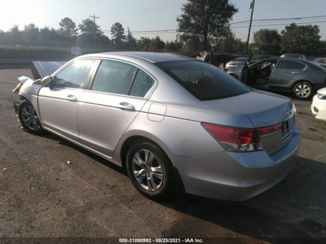 Photo 2 VIN: 1HGCP2F68CA038365 - HONDA ACCORD SDN 