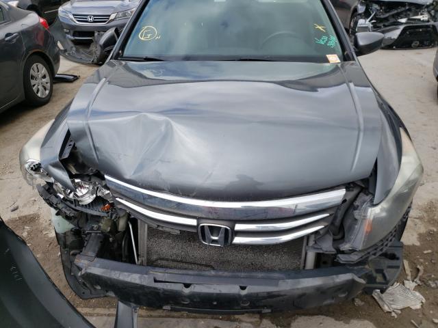 Photo 6 VIN: 1HGCP2F68CA044781 - HONDA ACCORD SE 