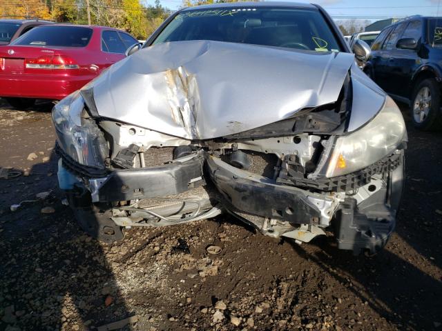 Photo 8 VIN: 1HGCP2F68CA053349 - HONDA ACCORD SE 