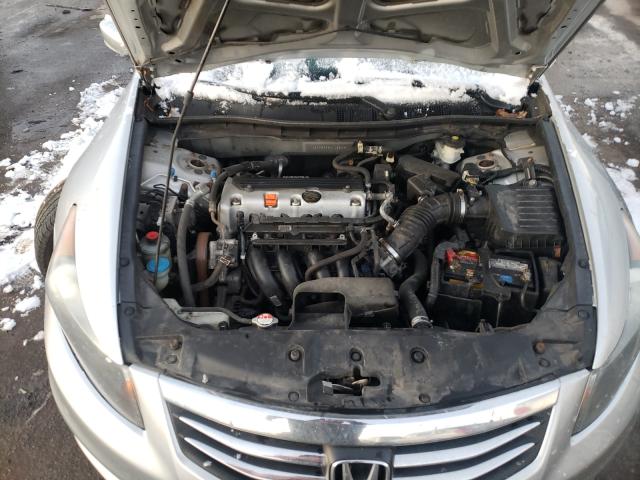 Photo 6 VIN: 1HGCP2F68CA088327 - HONDA ACCORD SE 