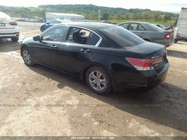 Photo 2 VIN: 1HGCP2F68CA125666 - HONDA ACCORD SDN 