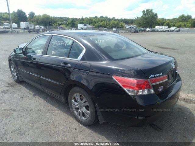 Photo 2 VIN: 1HGCP2F68CA169411 - HONDA ACCORD SDN 