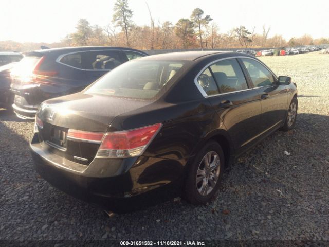 Photo 3 VIN: 1HGCP2F68CA180425 - HONDA ACCORD SDN 