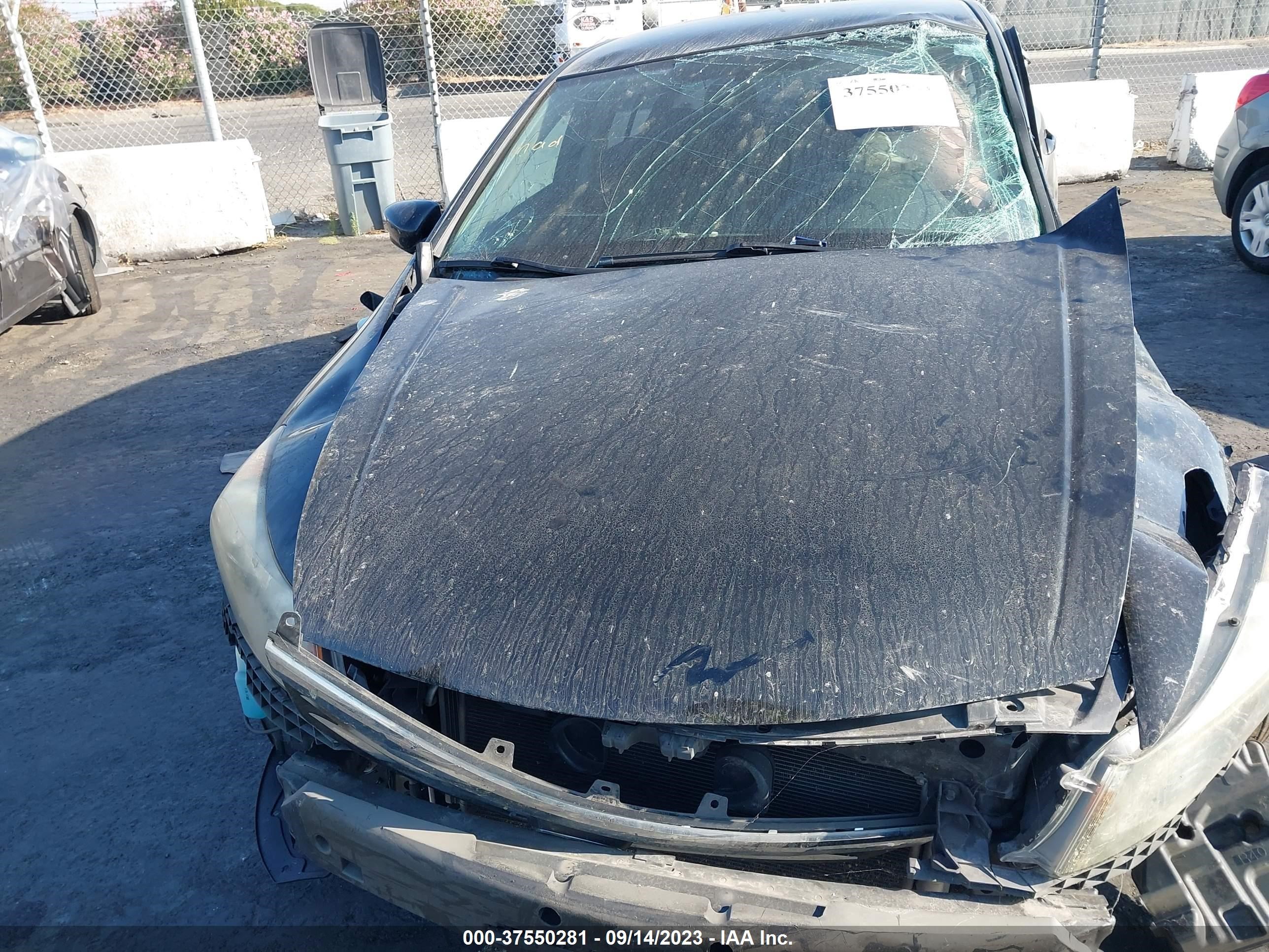 Photo 9 VIN: 1HGCP2F68CA200396 - HONDA ACCORD 