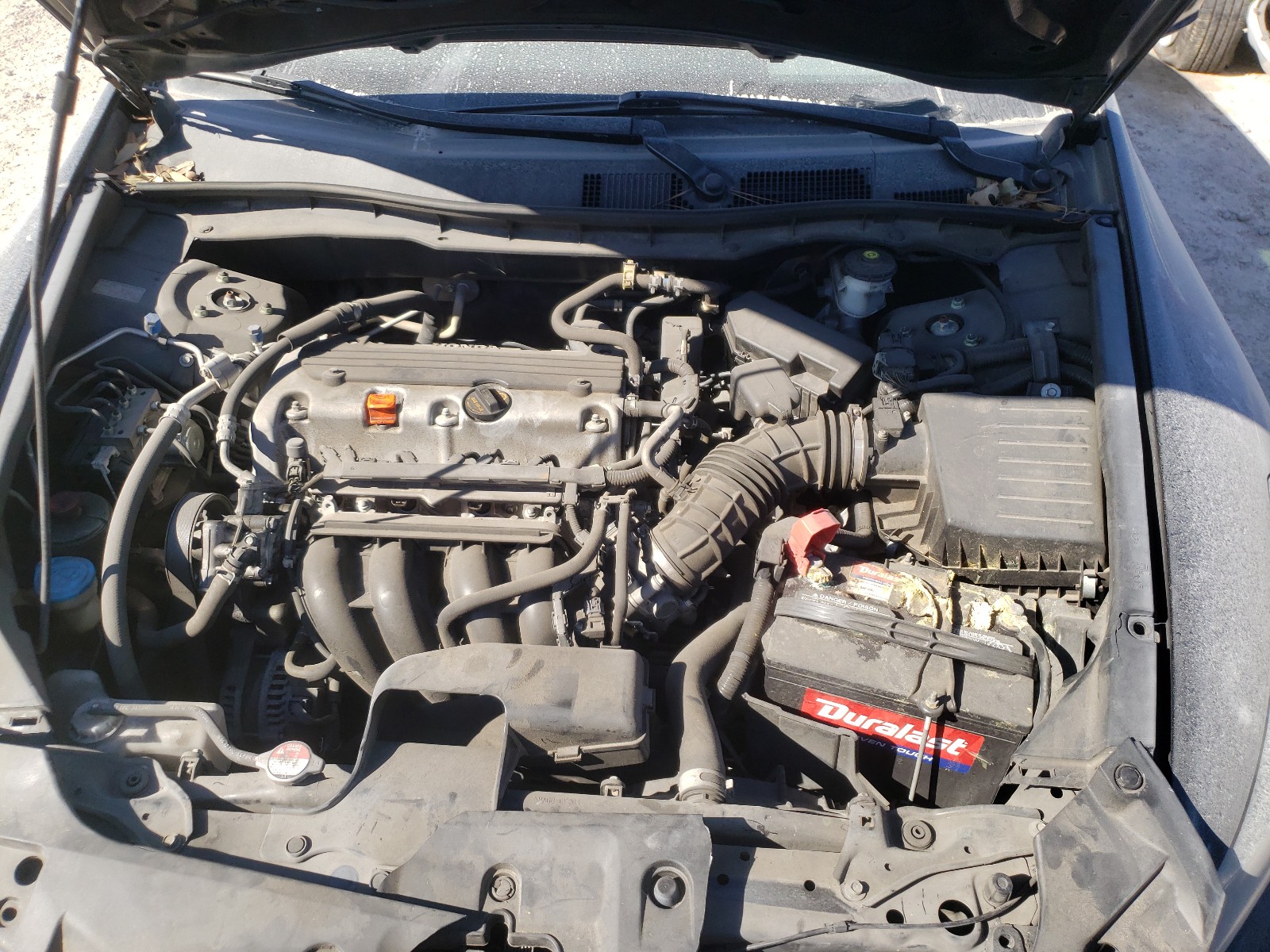 Photo 6 VIN: 1HGCP2F68CA210815 - HONDA ACCORD SE 