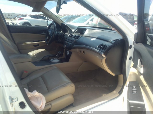 Photo 4 VIN: 1HGCP2F68CA231664 - HONDA ACCORD SDN 