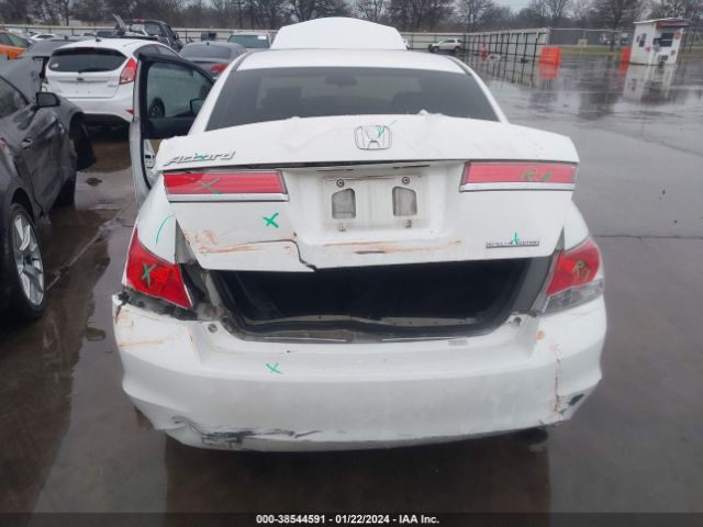 Photo 5 VIN: 1HGCP2F69BA004563 - HONDA ACCORD 