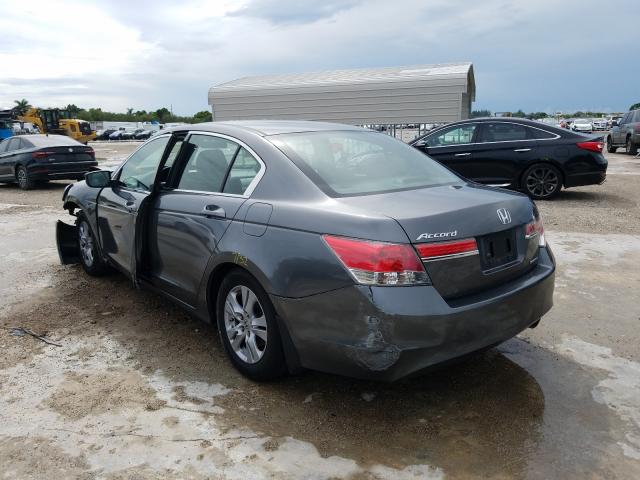 Photo 2 VIN: 1HGCP2F69BA017443 - HONDA ACCORD SE 