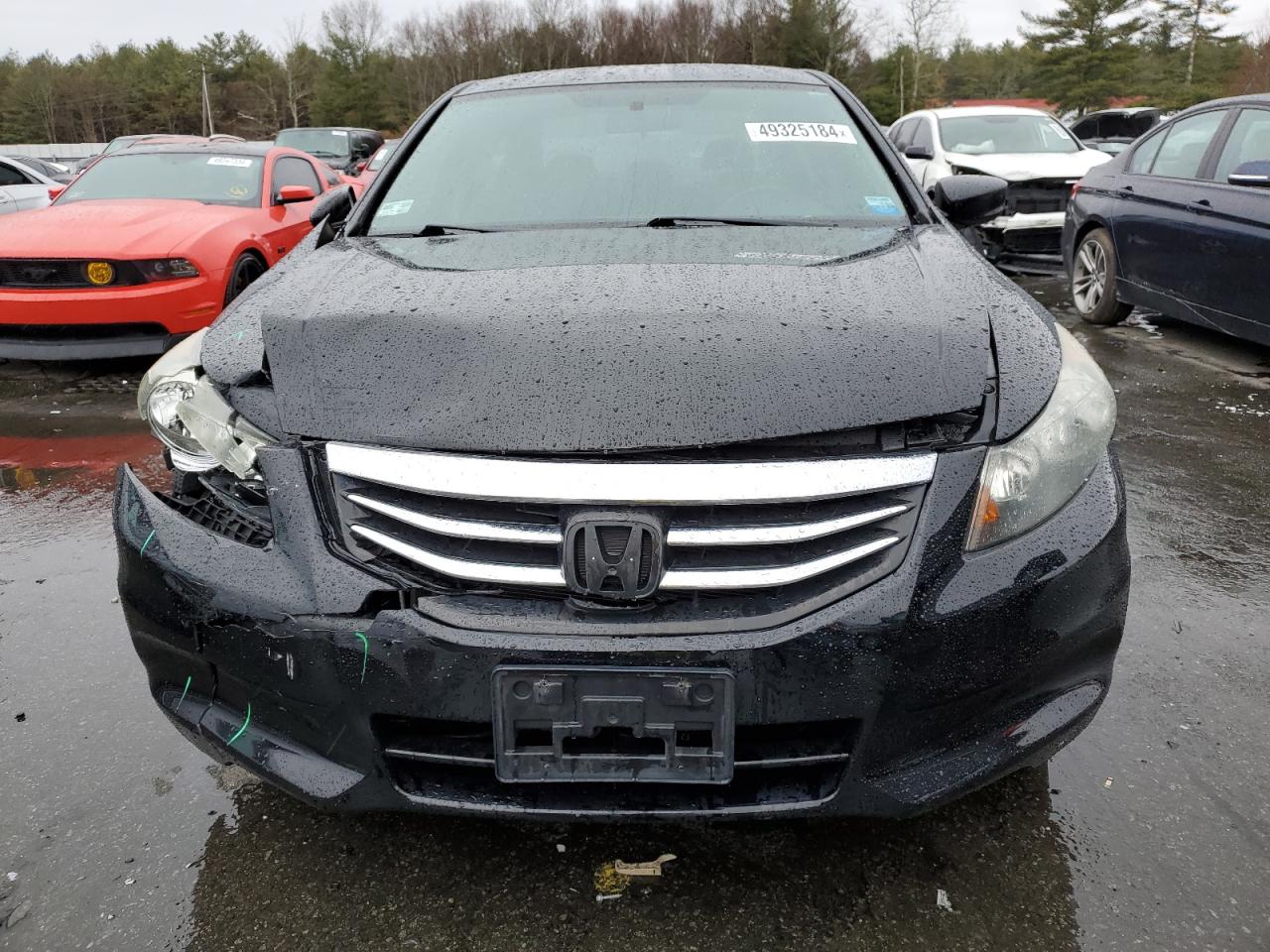 Photo 4 VIN: 1HGCP2F69BA027079 - HONDA ACCORD 