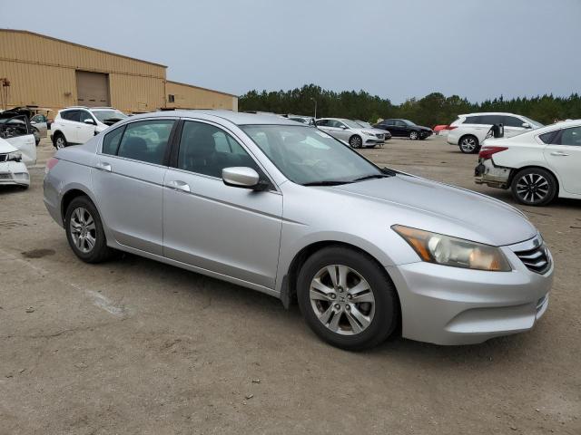 Photo 3 VIN: 1HGCP2F69BA059062 - HONDA ACCORD SE 