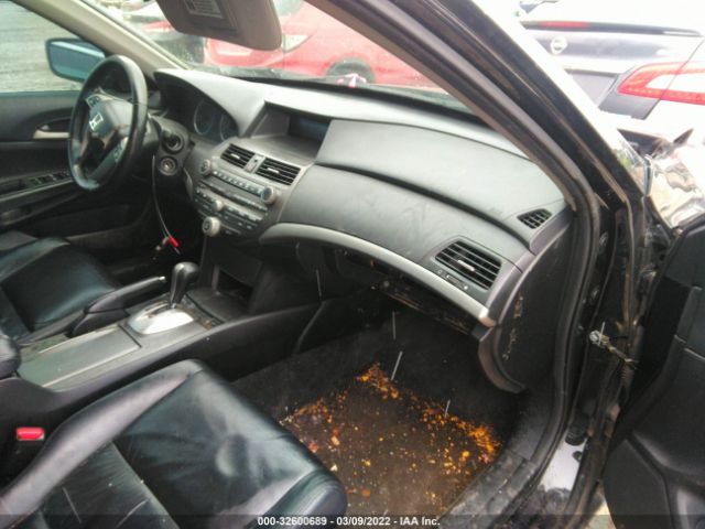 Photo 4 VIN: 1HGCP2F69BA075536 - HONDA ACCORD SDN 