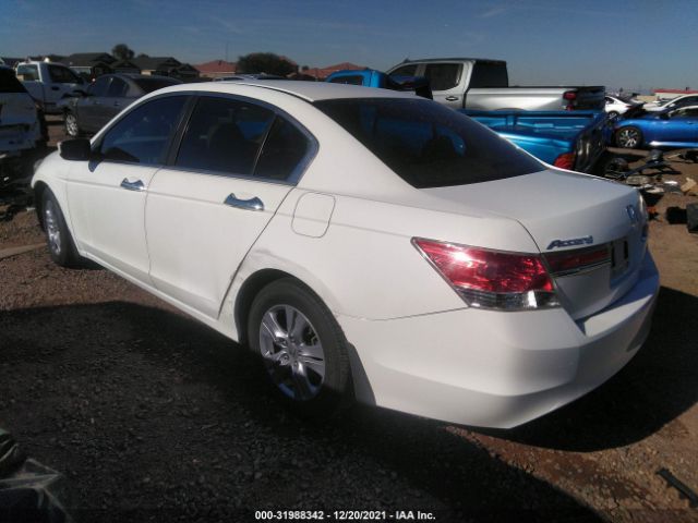 Photo 2 VIN: 1HGCP2F69BA149828 - HONDA ACCORD SDN 