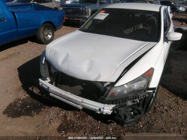 Photo 5 VIN: 1HGCP2F69BA149828 - HONDA ACCORD SDN 