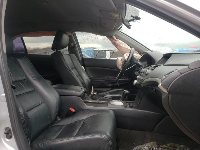 Photo 4 VIN: 1HGCP2F69BA156780 - HONDA ACCORD SE 