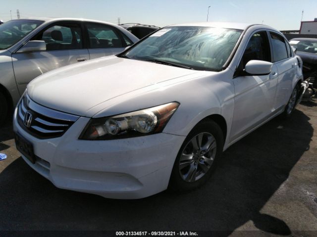 Photo 1 VIN: 1HGCP2F69CA001082 - HONDA ACCORD SDN 