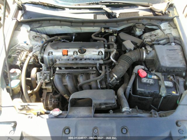 Photo 9 VIN: 1HGCP2F69CA001082 - HONDA ACCORD SDN 