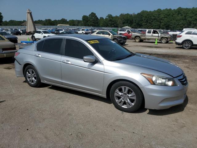 Photo 3 VIN: 1HGCP2F69CA096341 - HONDA ACCORD SE 