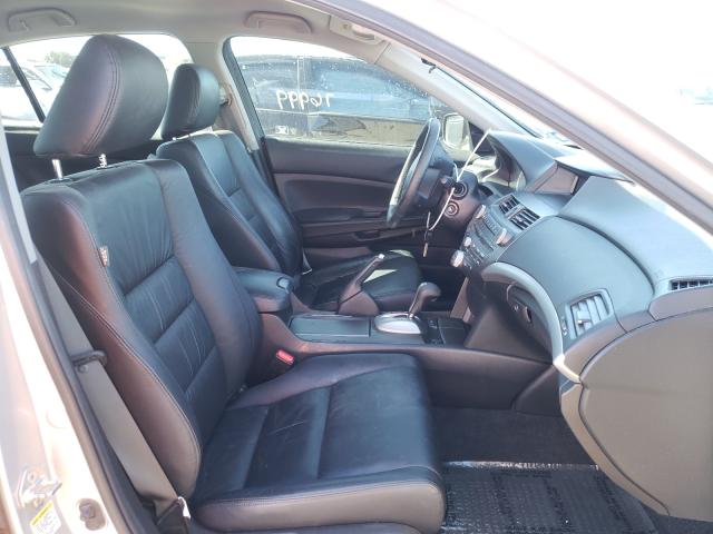 Photo 4 VIN: 1HGCP2F69CA119505 - HONDA ACCORD SE 