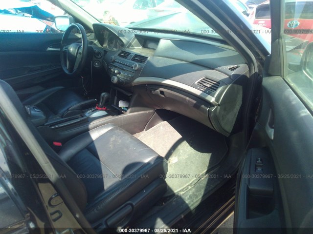 Photo 4 VIN: 1HGCP2F69CA149507 - HONDA ACCORD SDN 