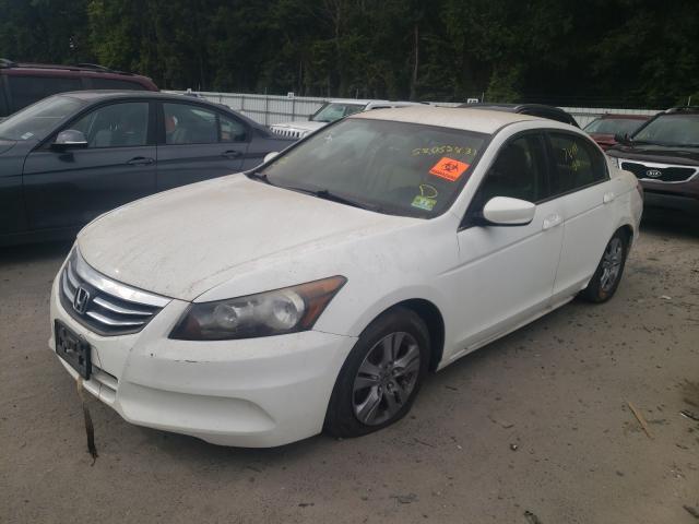 Photo 1 VIN: 1HGCP2F69CA174391 - HONDA ACCORD SE 