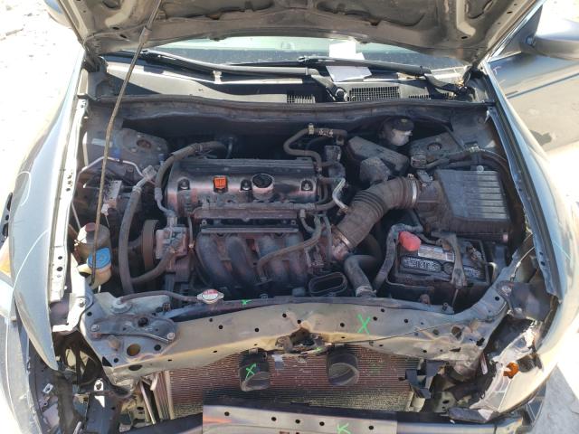 Photo 6 VIN: 1HGCP2F69CA207731 - HONDA ACCORD SE 