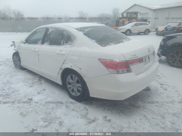 Photo 2 VIN: 1HGCP2F69CA230023 - HONDA ACCORD SDN 