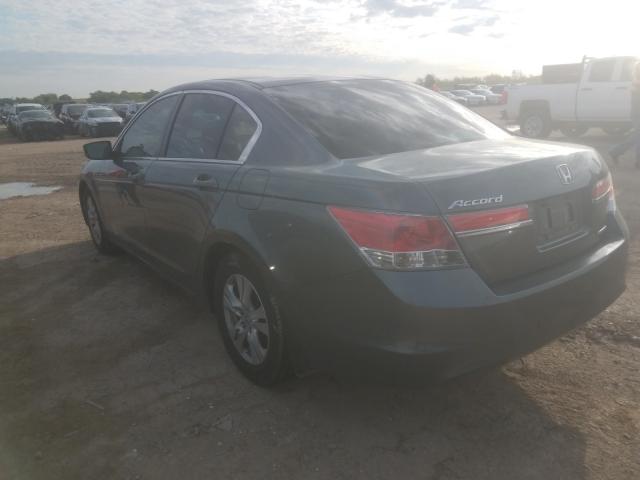 Photo 2 VIN: 1HGCP2F6XBA011442 - HONDA ACCORD 