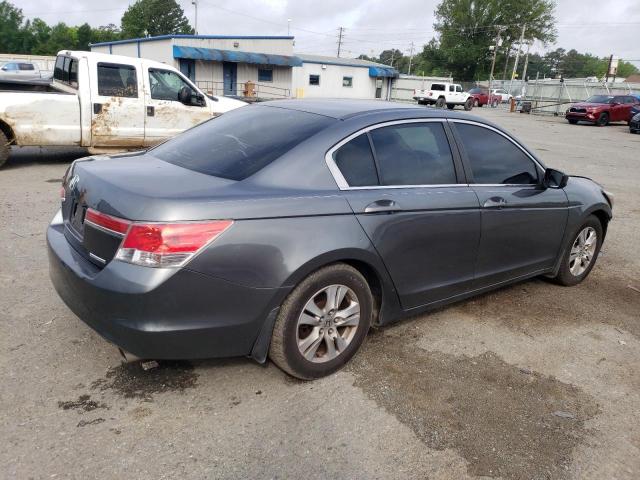 Photo 2 VIN: 1HGCP2F6XBA032601 - HONDA ACCORD SE 