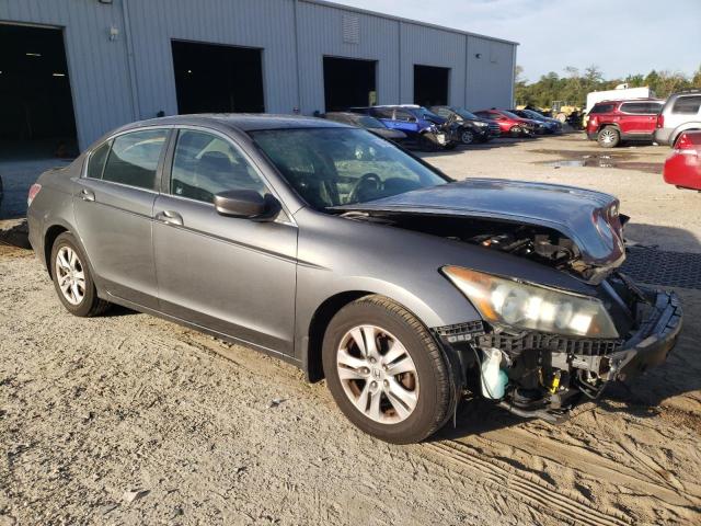 Photo 3 VIN: 1HGCP2F6XBA037071 - HONDA ACCORD SE 