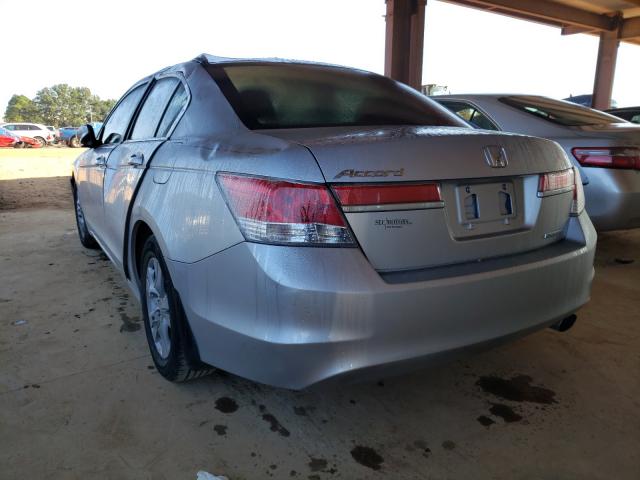 Photo 2 VIN: 1HGCP2F6XBA041038 - HONDA ACCORD SE 