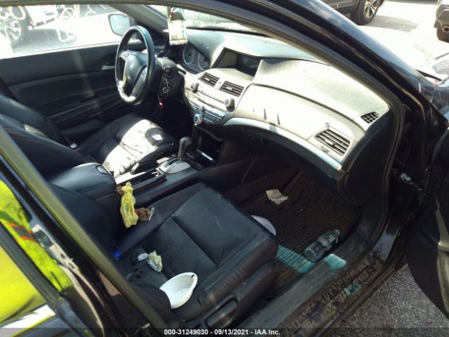 Photo 4 VIN: 1HGCP2F6XBA043128 - HONDA ACCORD SDN 