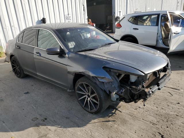 Photo 3 VIN: 1HGCP2F6XBA073584 - HONDA ACCORD SE 